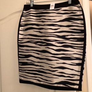 Ann Taylor dark navy beige and black skirt.